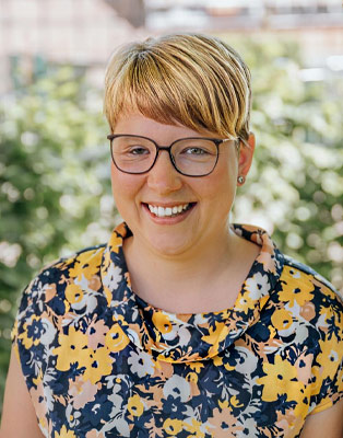 STEFANIE SCHLAUTMANN